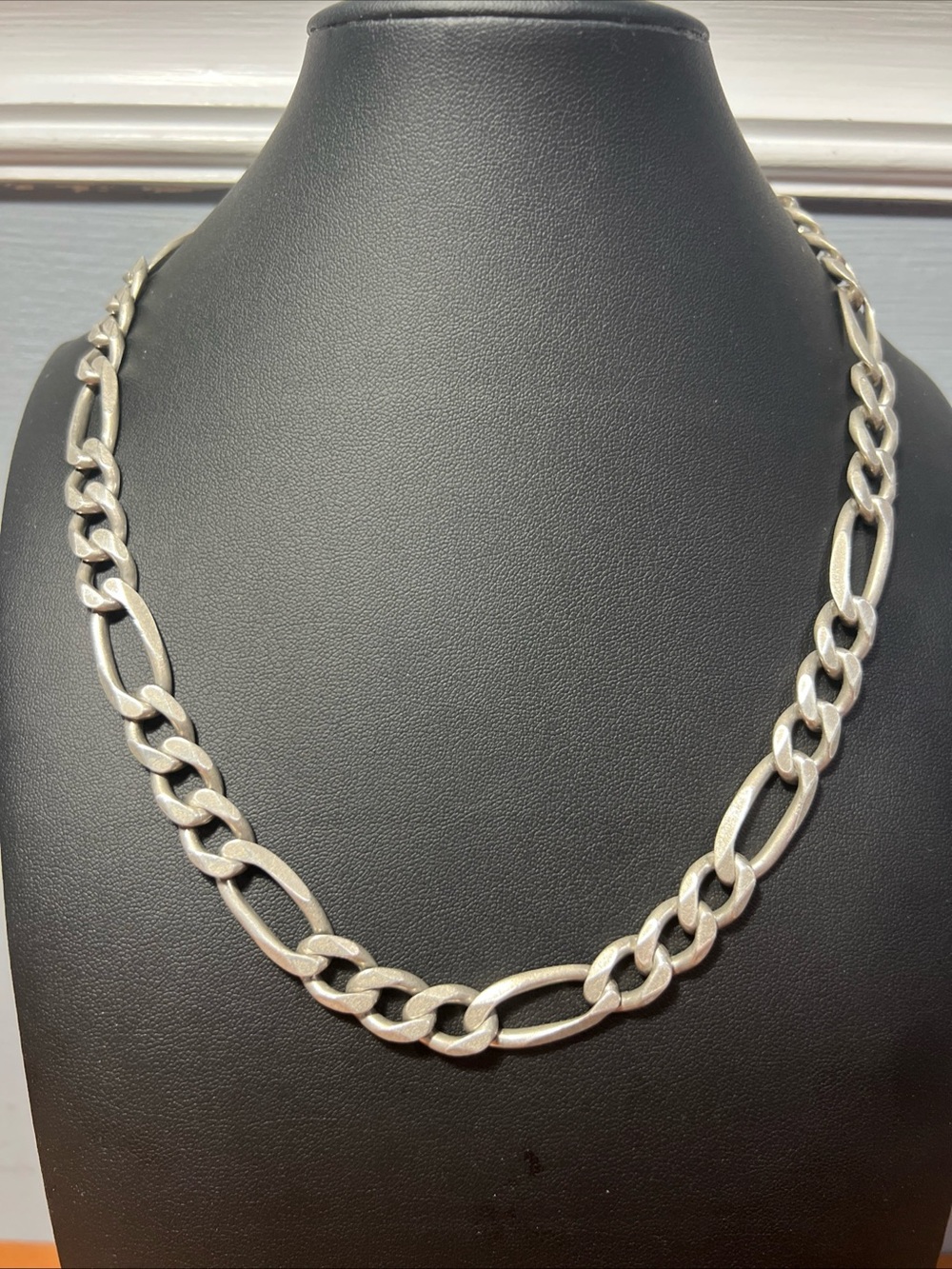 VTG Solid .925 Sterling Silver 11mm 20” Italian Figaro Chain Necklace 79.4 Grams